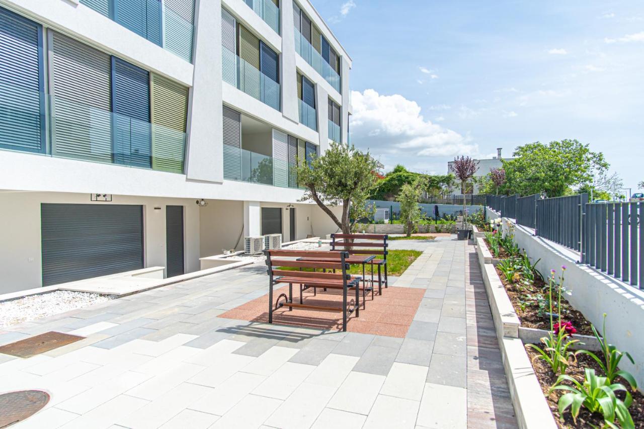 Ledeno More Luxury Apartments Split Exterior foto
